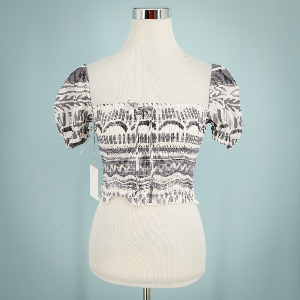 Wilfred Aritzia Size Small S Printed Smocked Short Sleeve Crop Cotton Top NEW